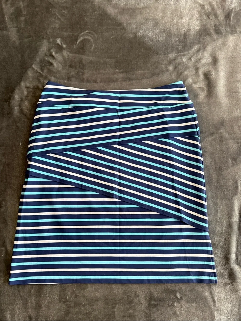 J McLaughlin Nicola Catalina Cloth Skirt Women's Small Blue Tiered Pull On EUC